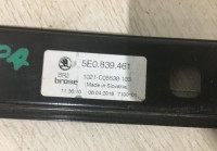Стеклоподъемник задней левой двери электрический  Skoda Octavia A7 OEM 5E0839461