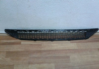 Решетка переднего бампера Hyundai Tucson 3 (15>) трещина oem 86561d7000