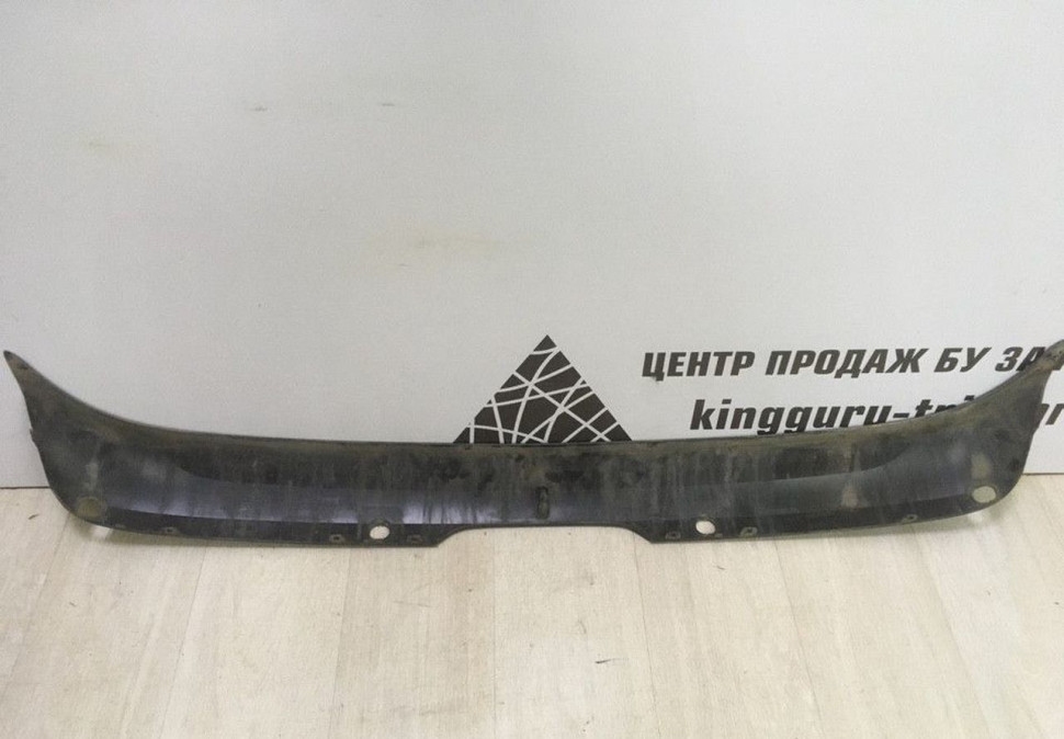 Спойлер заднего бампера Lada Vesta седан oem 8450008884 (скл-3) Спойлер заднего бампера Lada Vesta седан oem 8450008884 (скл-3)