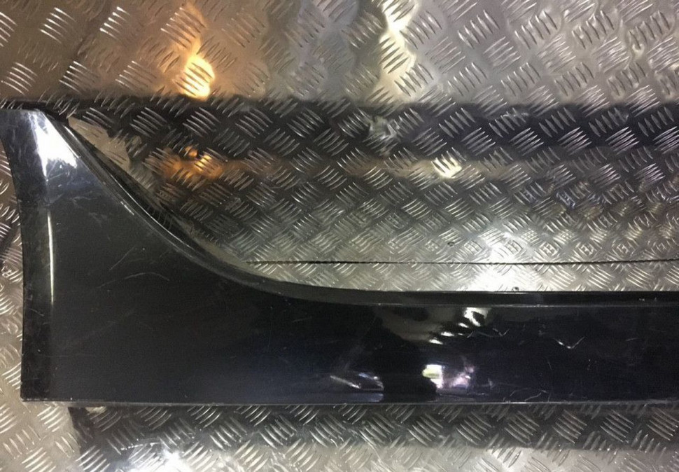 Накладка порога правая Jaguar XE (14>) oem GX73101D56A Накладка порога правая Jaguar XE (14>) oem GX73101D56A