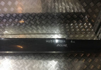 Накладка порога правая Jaguar XE (14>) oem  GX73101D56A