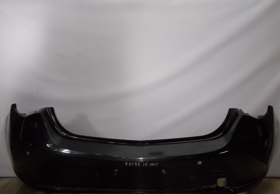 Бампер задний бу Opel Astra J5 рестайлинг OEM 13368066