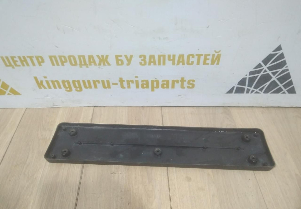 Подиум номерного знака бу BMW 6 G32 GT M-Pack OEM 51138069721 Подиум номерного знака бу BMW 6 G32 GT M-Pack OEM 51138069721