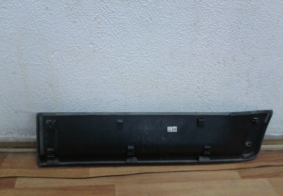 Молдинг двери задний правый Hyundai Creta oem 87734m0000 Молдинг двери задний правый Hyundai Creta oem 87734m0000