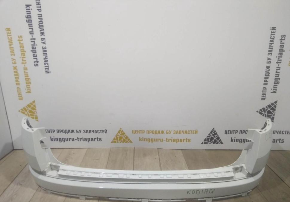 Бампер задний бу Skoda Kodiaq OEM 565807421 (скл-3)