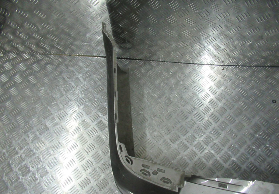 Бампер задний Volkswagen Transporter T6 / Multivan oem 7e5807417d (трещина) (сломано 2 ушко) (скл-3)