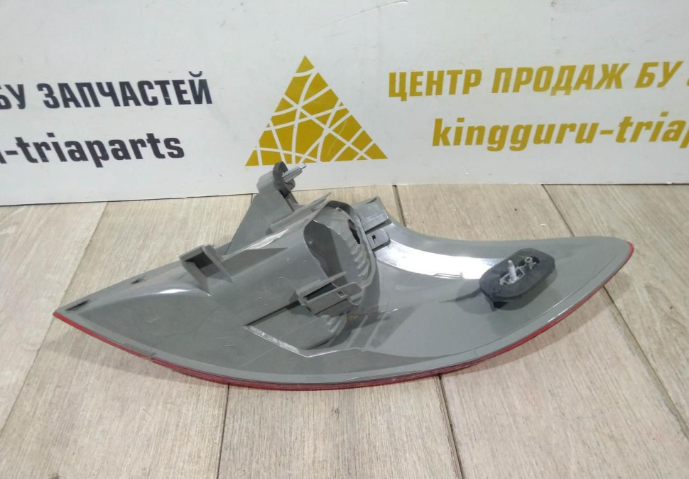 Фонарь левый внешний бу Renault Megane 3 OEM 265550038R Фонарь левый внешний бу Renault Megane 3 OEM 265550038R