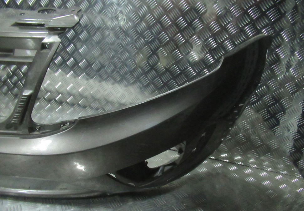 Бампер передний Lada Granta oem 2190280301510 (вмятина) (скл-3) Бампер передний Lada Granta oem 2190280301510 (вмятина) (скл-3)