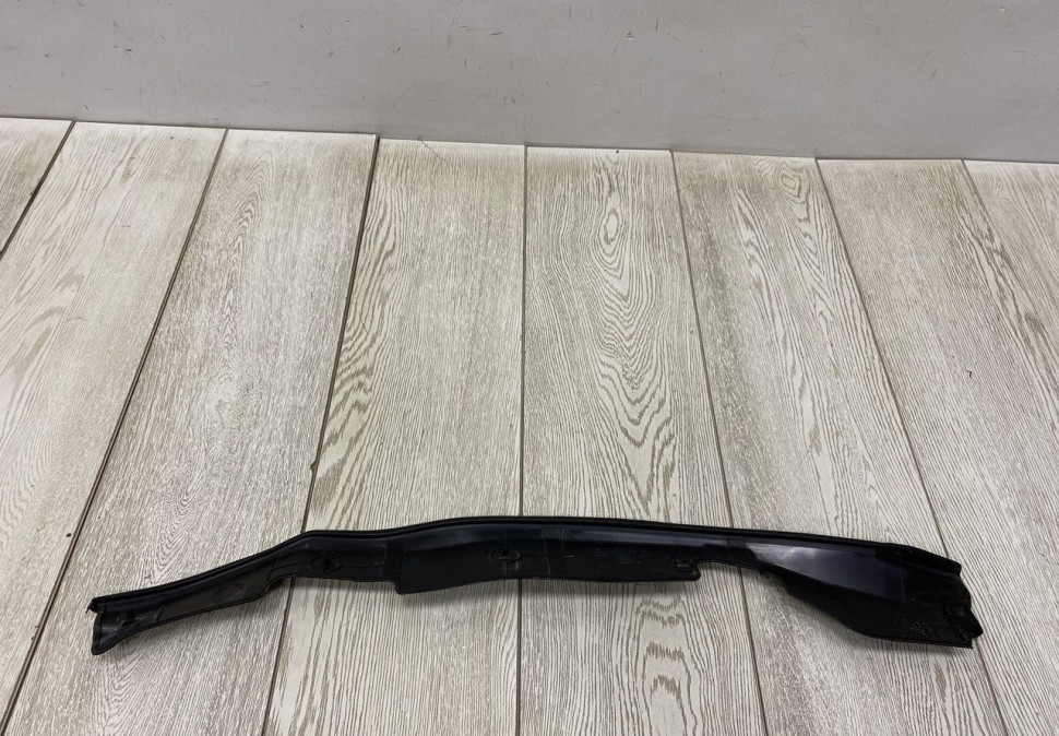 Уплотнитель шва дверной стойки передняя правая BMW X1 F48 OEM 51767349644