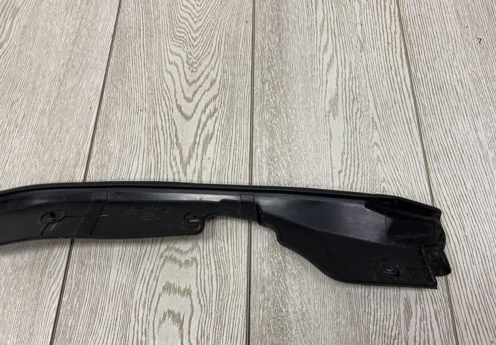 Уплотнитель шва дверной стойки передняя правая BMW X1 F48 OEM 51767349644 Уплотнитель шва дверной стойки передняя правая BMW X1 F48 OEM 51767349644