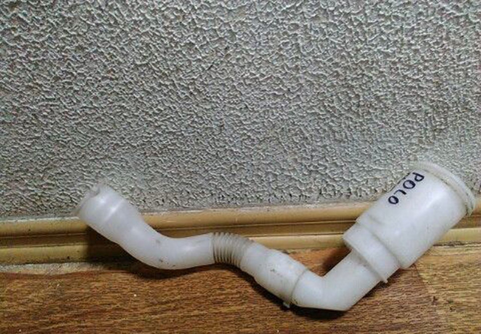 Горловина заливная бачка омывателя Volkswagen Polo рестайл