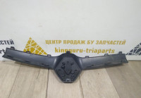 Молдинг решетки радиатора бу Renault Logan 2 рестайлинг OEM 623826051R