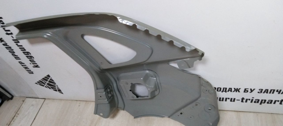 Заднее правое крыло Lada X-ray  oem 760222198R (скл-3)