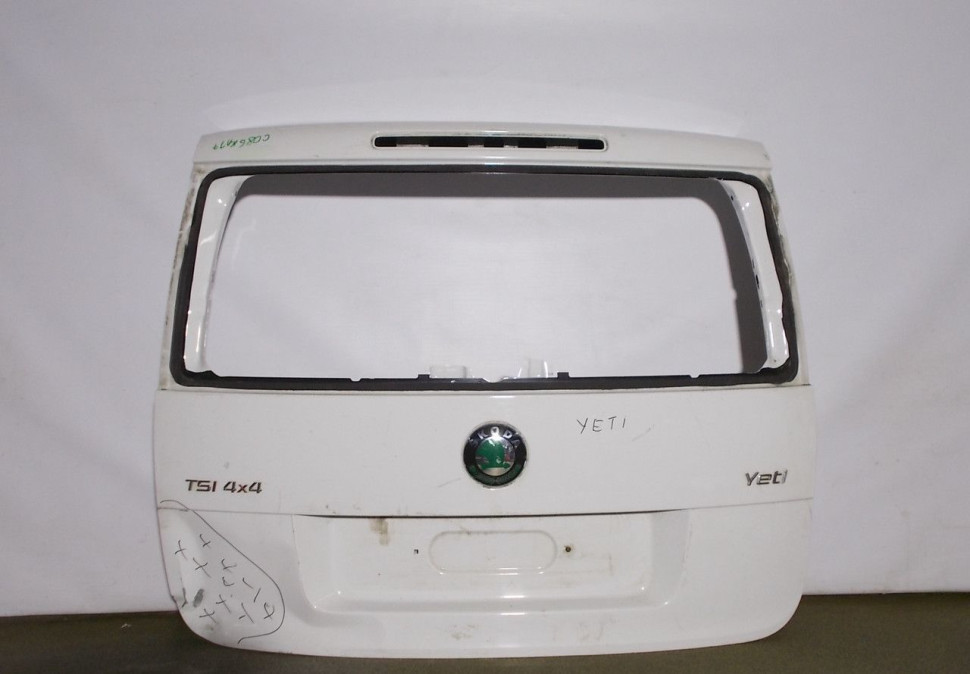 Крышка багажника бу Skoda Yeti OEM 5L6827025D