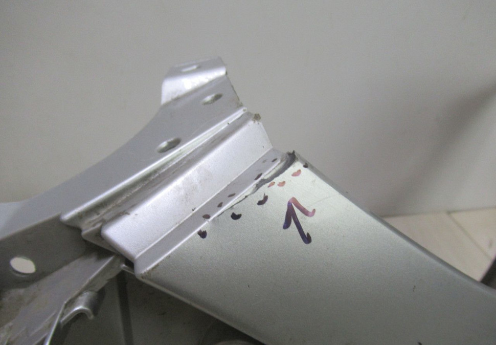 Бампер передний Hyundai IX35 (10>) oem 865112Y000 (трещины) Бампер передний Hyundai IX35 (10>) oem 865112Y000 (трещины)