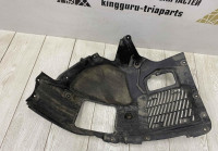 Подкрылок передний левый  BMW 5 G30 2017 OEM 51717340785