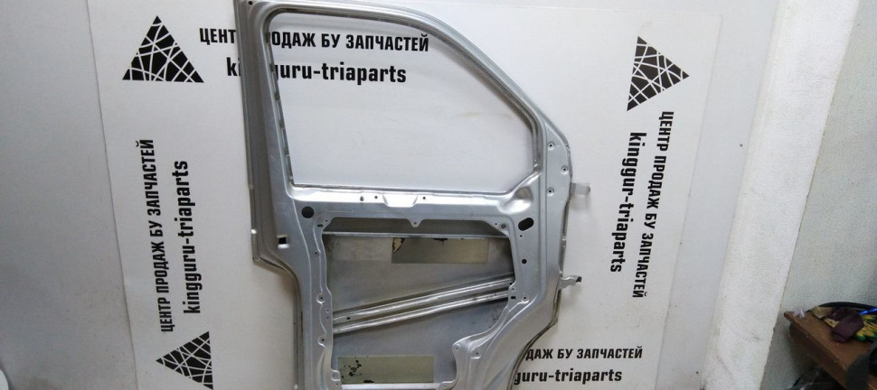 Дверь передняя левая Volkswagen Transporter T5 2009 oem 7E0831055