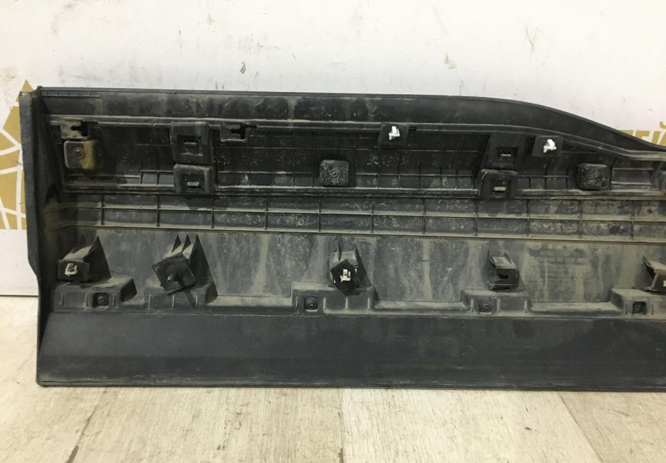 Молдинг двери задний правый Hyundai Santa Fe 4 2018> oem 87732S1100 Молдинг двери задний правый Hyundai Santa Fe 4 2018> oem 87732S1100