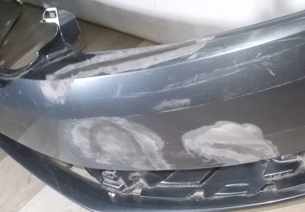 Бампер передний бу Skoda Rapid OEM 60U807221F