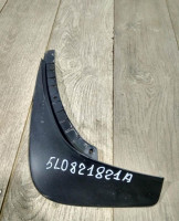 Брызговик задний левый бу Skoda Yeti OEM 5L0821821A