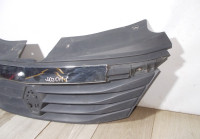 Решетка радиатора бу Renault Logan 1 рестайлинг OEM 8200752748