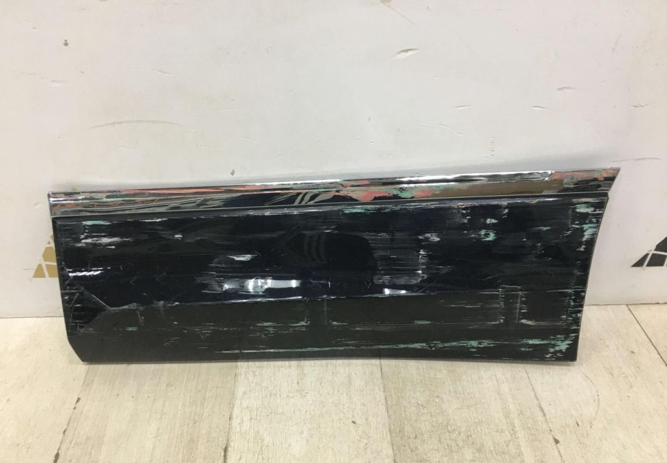 Молдинг двери задний левый Volkswagen Tiguan 2 2016 oem 5NA854949N