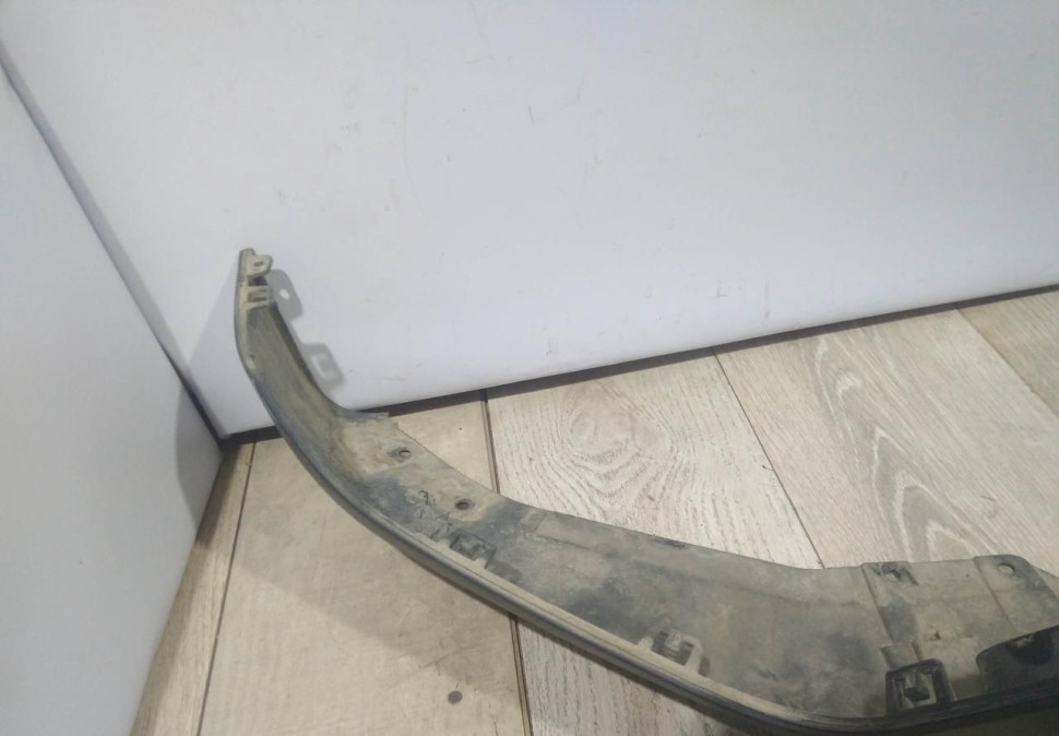 Спойлер переднего бампера бу BMW X1 F48 OEM 51117354816 Спойлер переднего бампера бу BMW X1 F48 OEM 51117354816