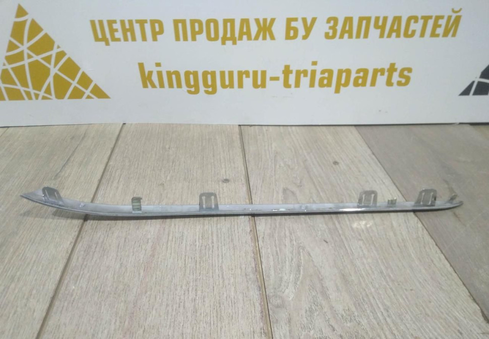 Молдинг заднего бампера левый бу BMW 7 G11 OEM 51127365559 Молдинг заднего бампера левый бу BMW 7 G11 OEM 51127365559