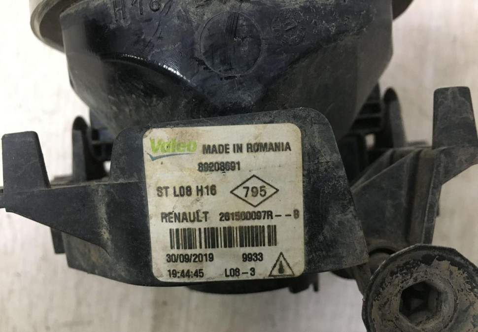Фара противотуманная Renault Logan 2 OEM 261500097R