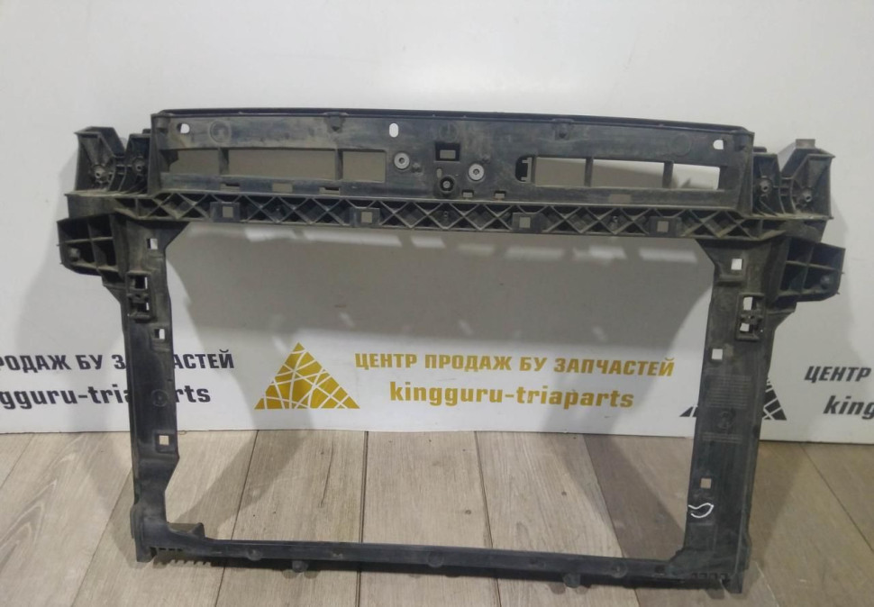 Панель передняя бу Skoda Kodiaq OEM 565805588J