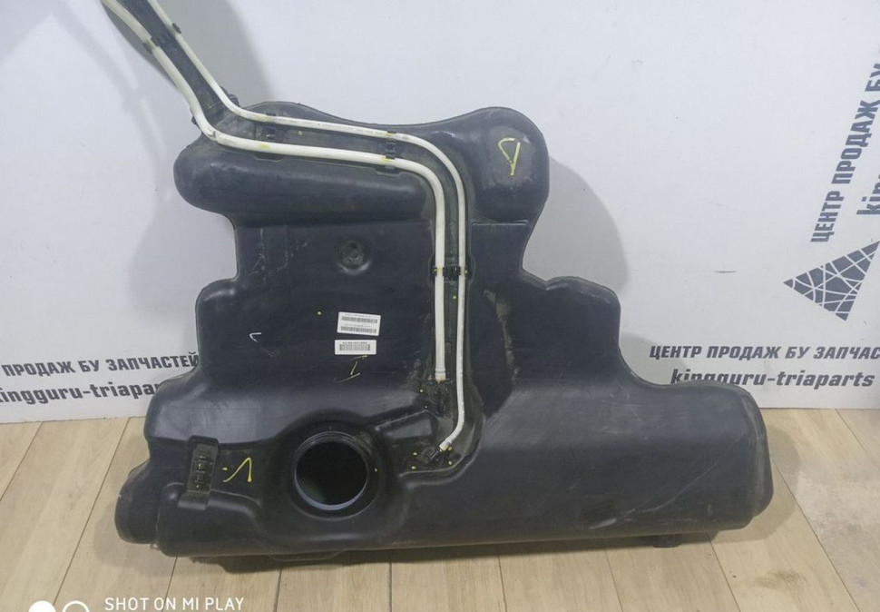 Бензобак бу Skoda Rapid OEM 6RU201085 Бензобак бу Skoda Rapid OEM 6RU201085