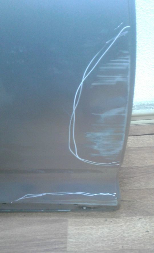 Дверь задняя правая Volkswagen Passat B8 oem 3G5833056AC (вмятина)