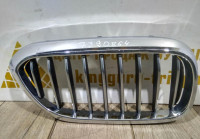 Решетка радиатора правая бу BMW 5 G30 OEM 51137390864