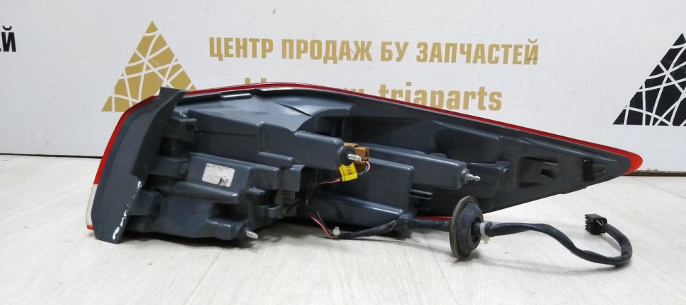 Фонарь левый LED Hyundai Elantra 6 AD дорест 15-18 oem 92401F2100 Фонарь левый LED Hyundai Elantra 6 AD дорест 15-18 oem 92401F2100