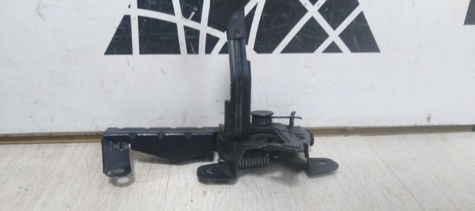 Замок капота Kia Rio 3 oem 811304Y000 Замок капота Kia Rio 3 oem 811304Y000