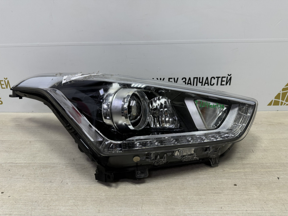 Фара правая Hyundai Creta 1 GSr OEM 92102M0100