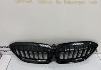 Решетка радиатора BMW 3 G20 OEM 51137449432