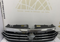 Решетка радиатора Volkswagen Jetta 7 2018 OEM 17G853651 17G853653