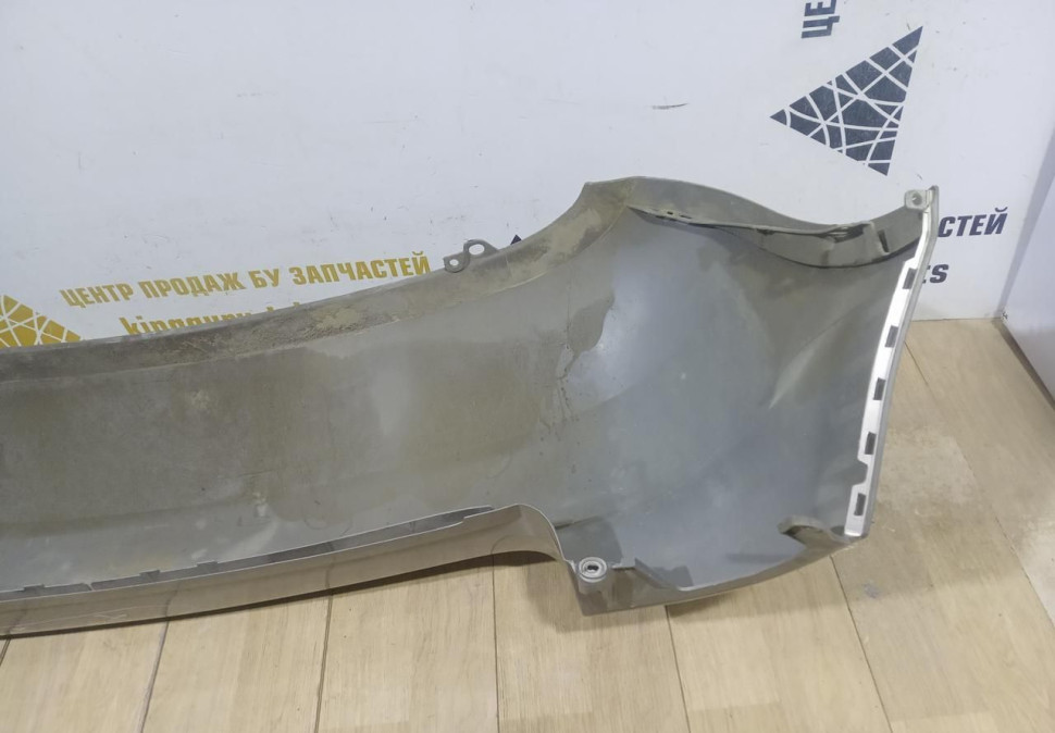 Бампер задний бу Skoda Fabia OEM 5J6807421H