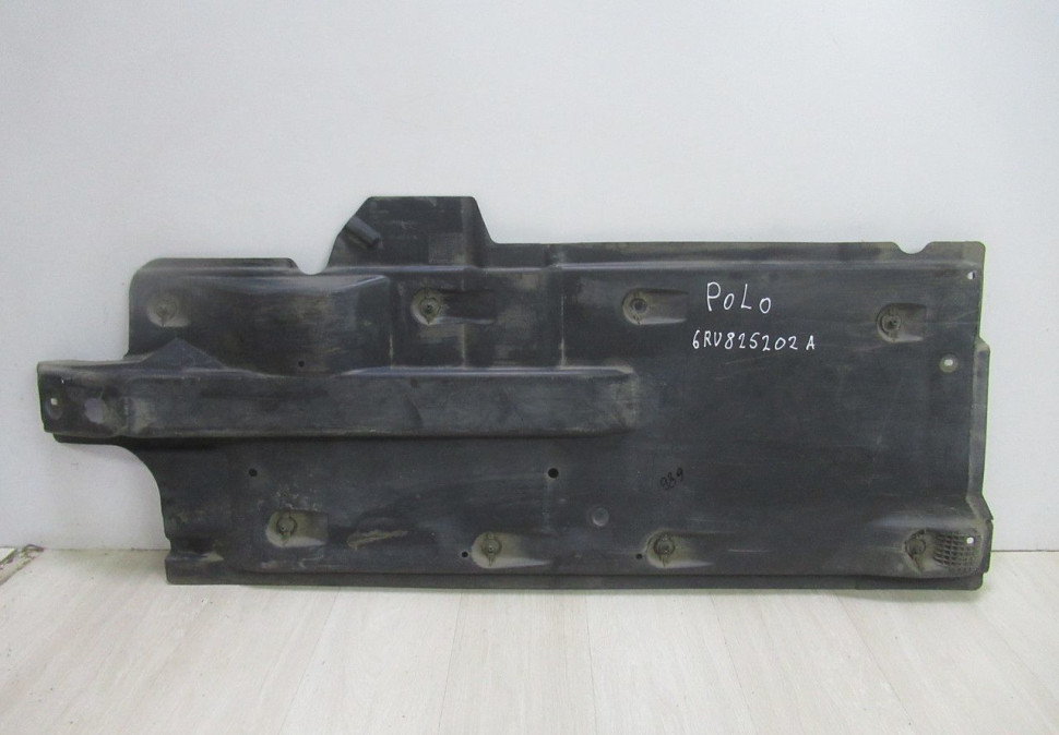 Защита антигравийная днища Volkswagen Polo Sedan  oem 6ru825202a (скл-3)