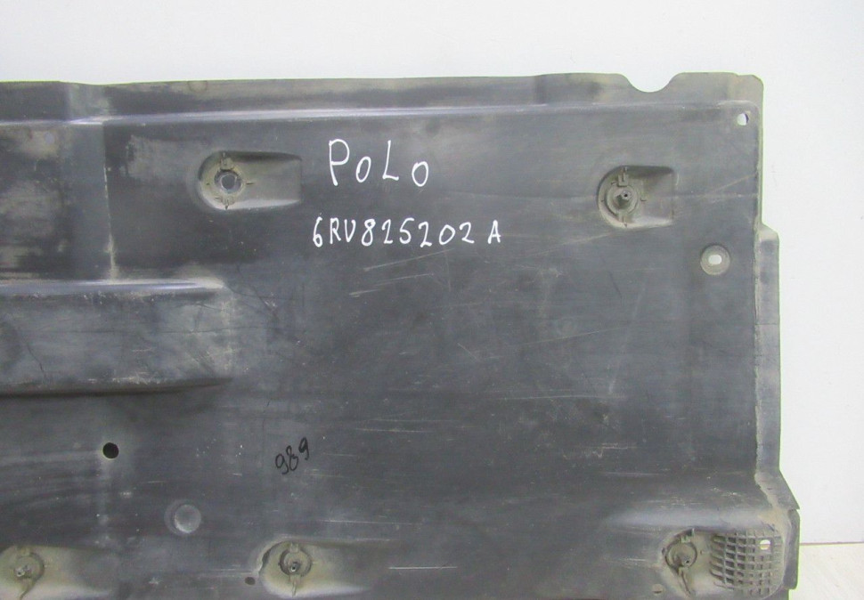 Защита антигравийная днища Volkswagen Polo Sedan  oem 6ru825202a (скл-3)