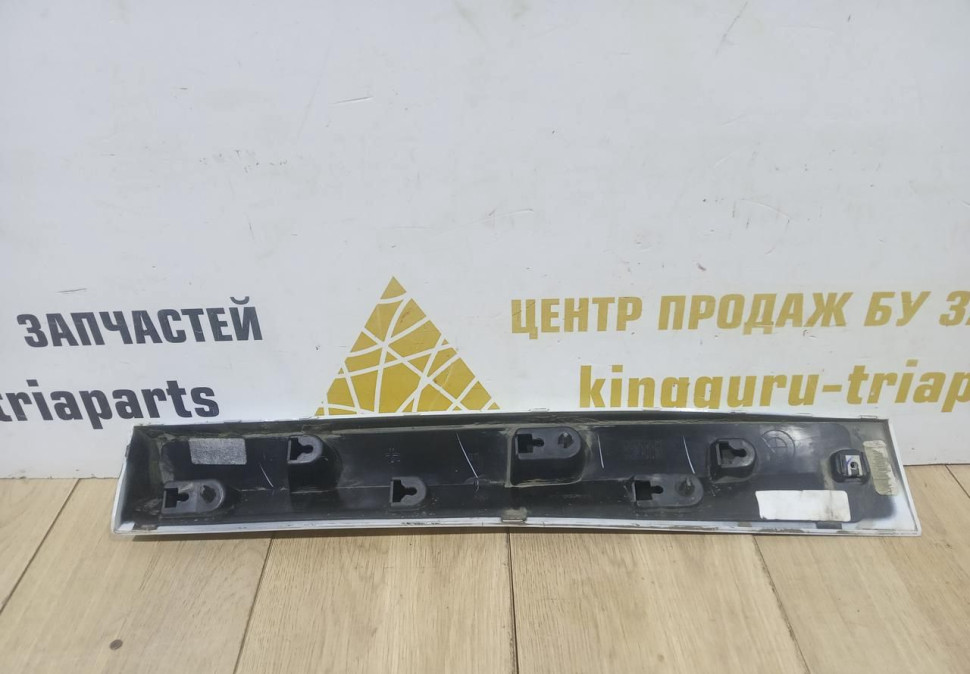 Молдинг двери задний левый бу BMW X3 G01 M-Pack OEM 51138064797