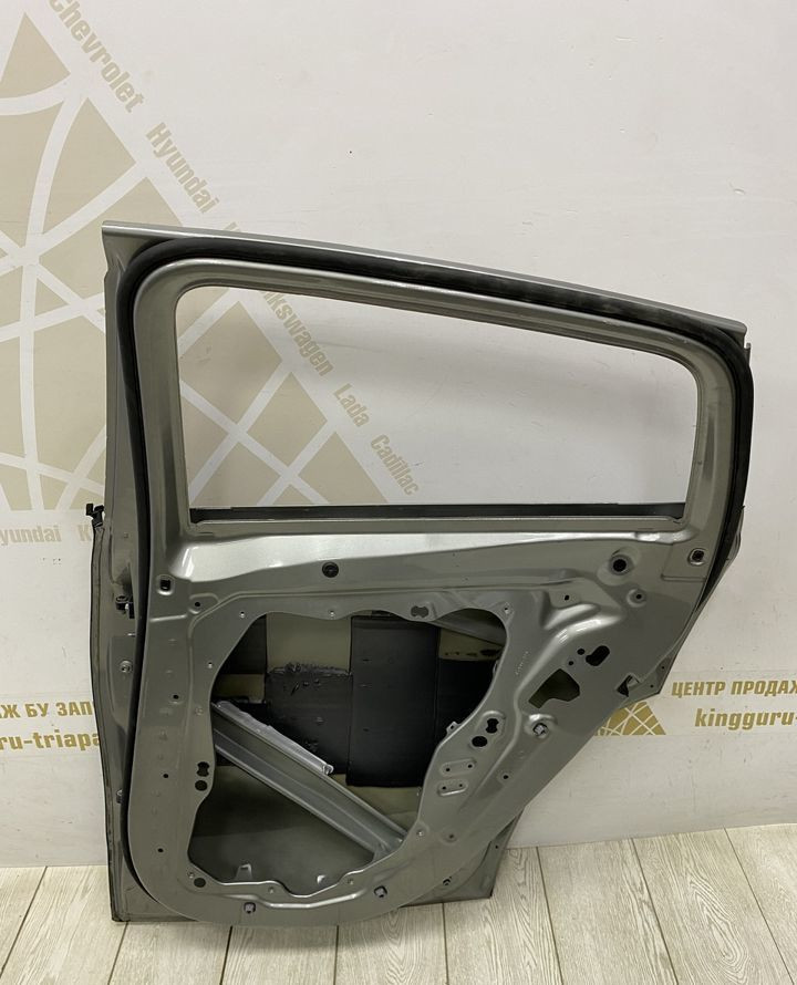 Дверь задняя правая BMW X6 G06 OEM 41008497452 Дверь задняя правая BMW X6 G06 OEM 41008497452