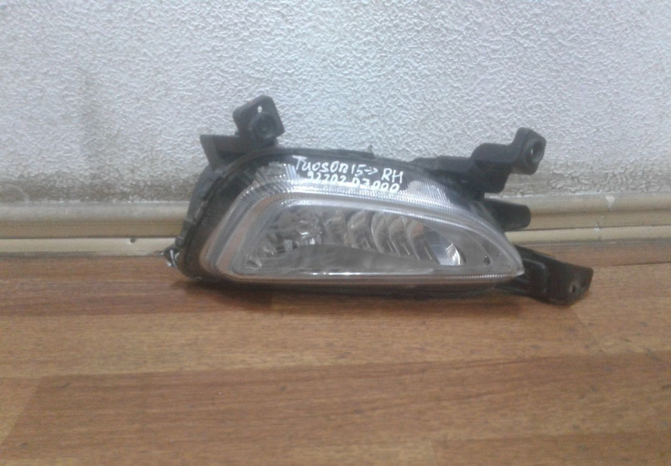 Фара Птф правая Hyundai Tucson 3 (слом. 1 крепл.) oem 92202d7000