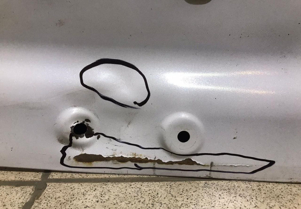 Крышка багажника Hyundai I40 универсал oem 737003Z020 (скл-3) Крышка багажника Hyundai I40 универсал oem 737003Z020 (скл-3)