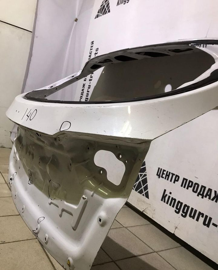 Крышка багажника Hyundai I40 универсал oem 737003Z020 (скл-3) Крышка багажника Hyundai I40 универсал oem 737003Z020 (скл-3)