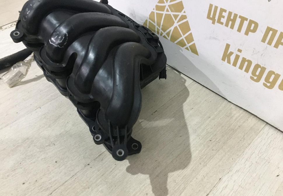 Коллектор впускной Kia Ceed 2007-2012 1.4 1.6 oem 283112B000 Коллектор впускной Kia Ceed 2007-2012 1.4 1.6 oem 283112B000