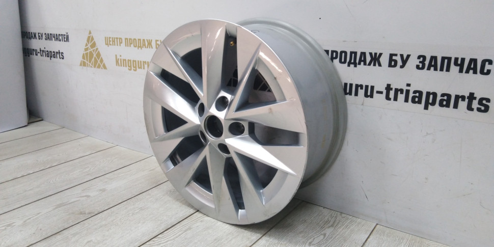 Диск колесный литой R17 бу Skoda Octavia A8 OEM 5E3601025E Диск колесный литой R17 бу Skoda Octavia A8 OEM 5E3601025E