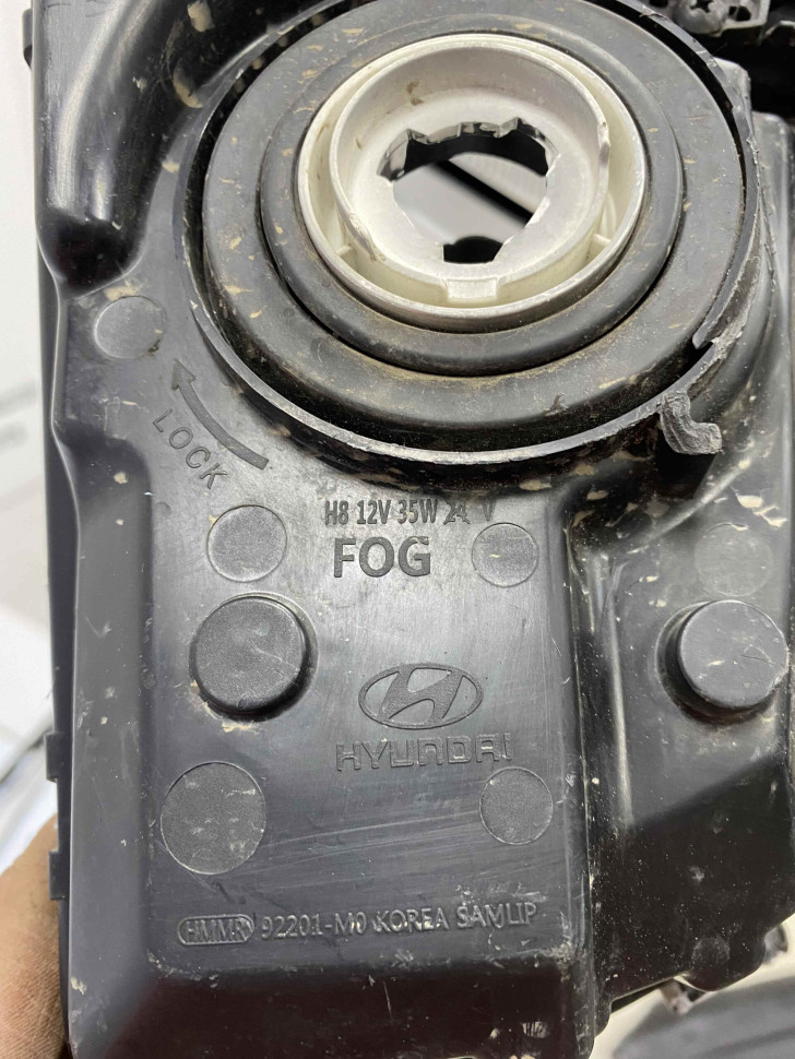 Противотуманная фара левая Hyundai Creta 2016 OEM 92201M0000