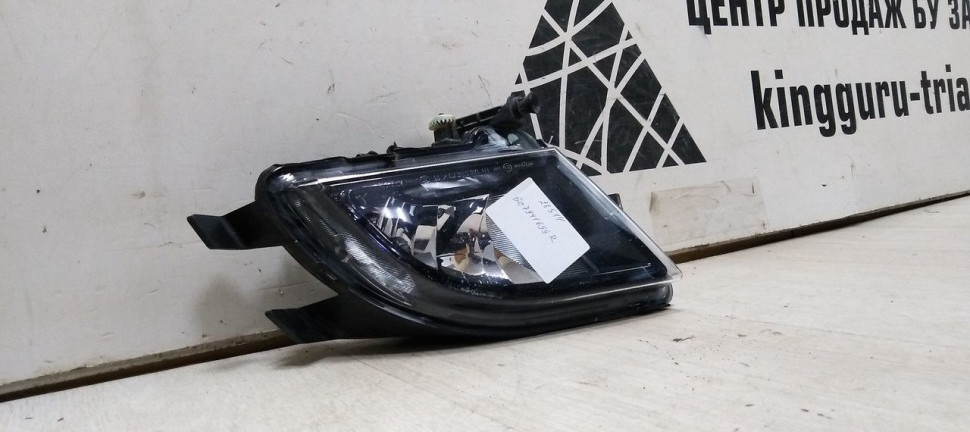 Противотуманная фара левая Volkswagen Jetta 6 рест (14-18) oem 5C7941966R Противотуманная фара левая Volkswagen Jetta 6 рест (14-18) oem 5C7941966R